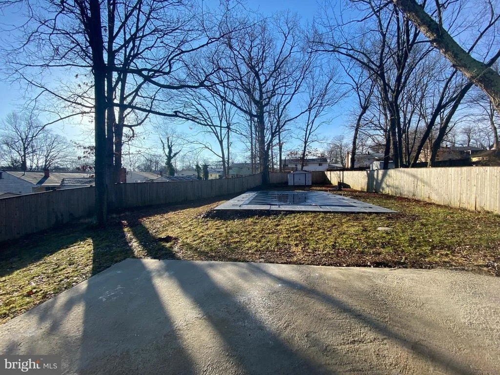 Photo of 9209 ROLLING VIEW DRIVE
