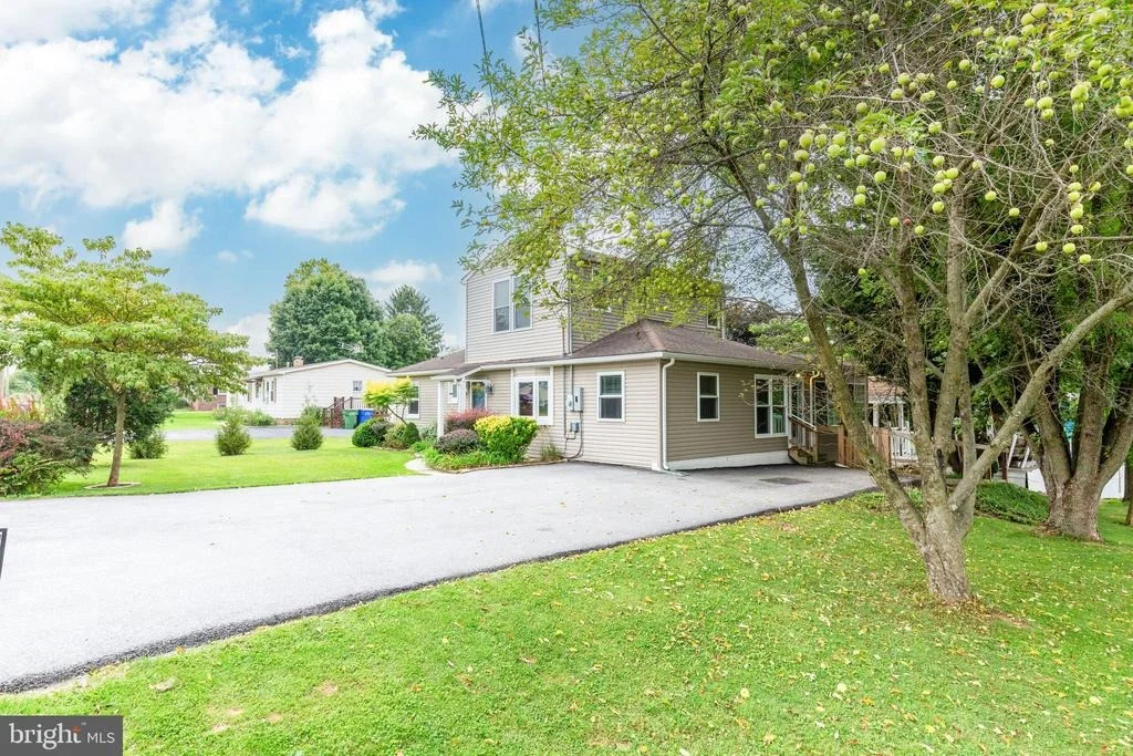 Photo of 416 FAIRVIEW DRIVE