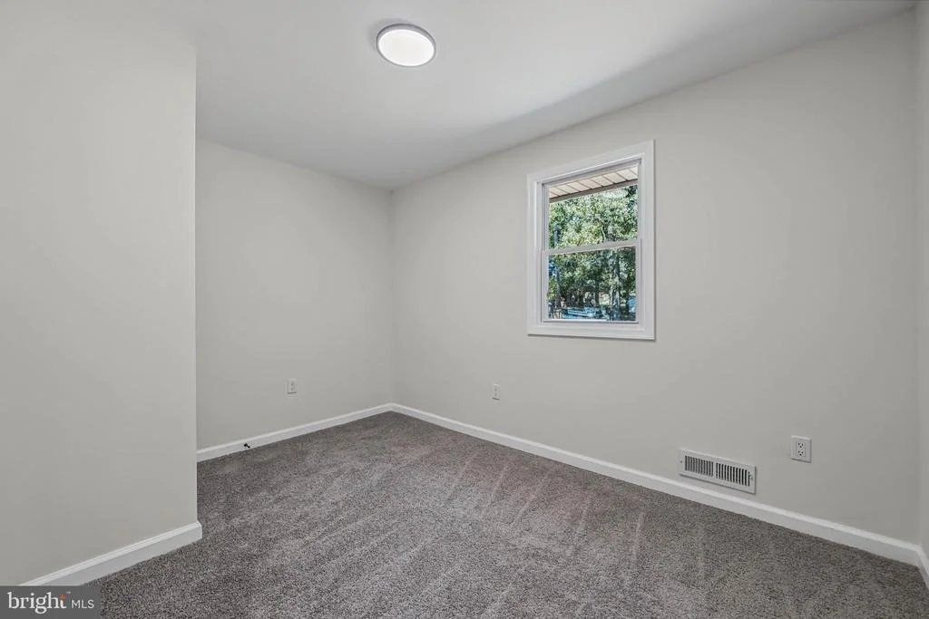 Photo of 15 PENNY LANE