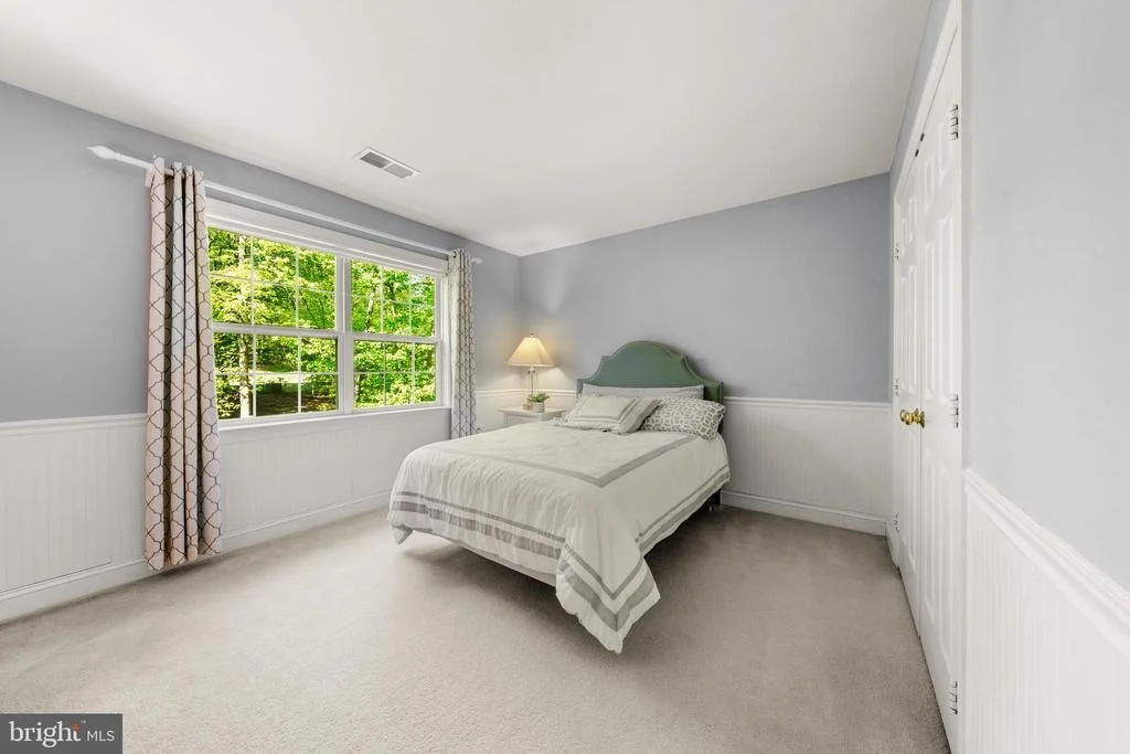 Photo of 40845 FOREST GLEN DRIVE