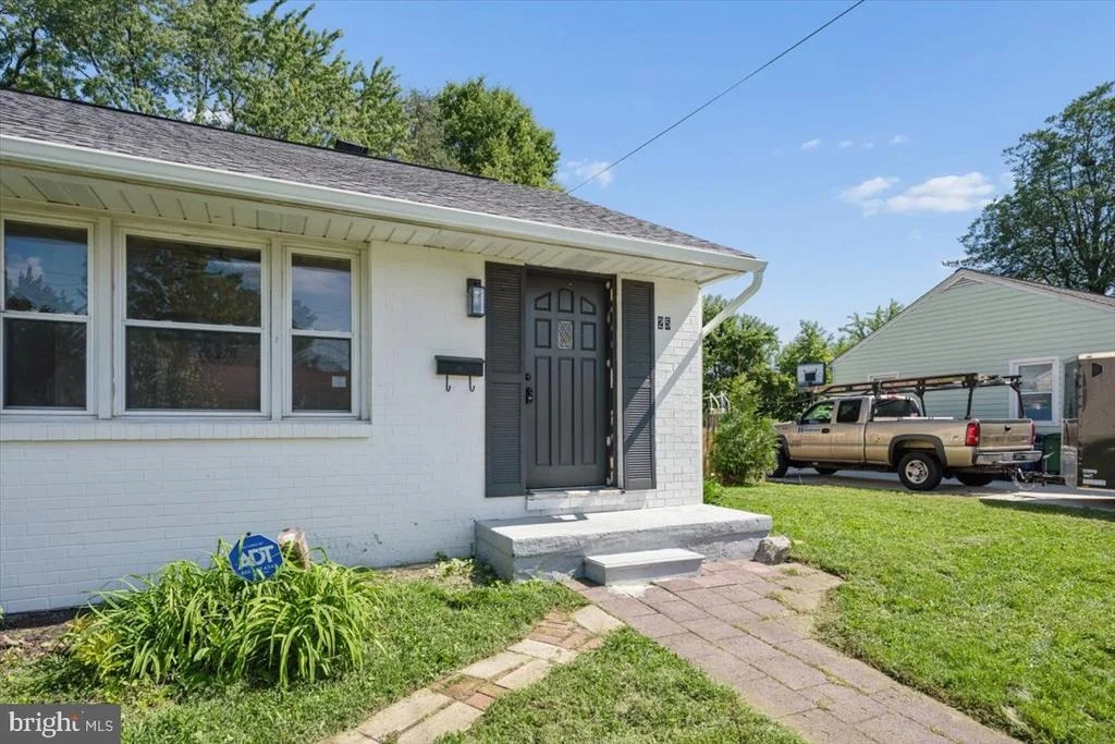 Photo of 25 MITCHELL AVENUE