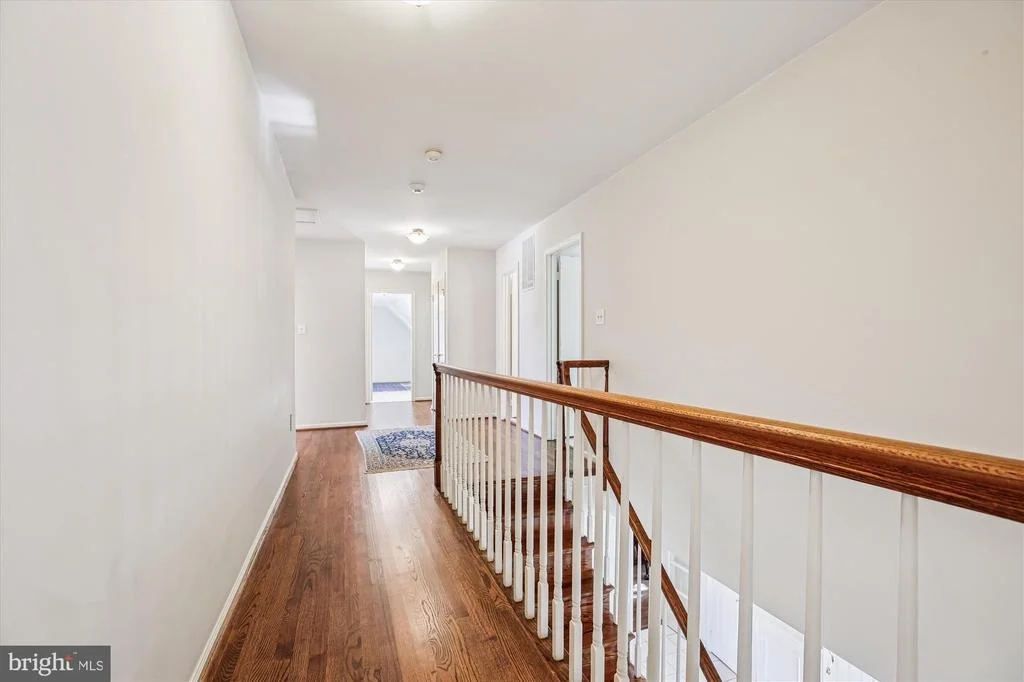 Photo of 9537 FOX HOLLOW