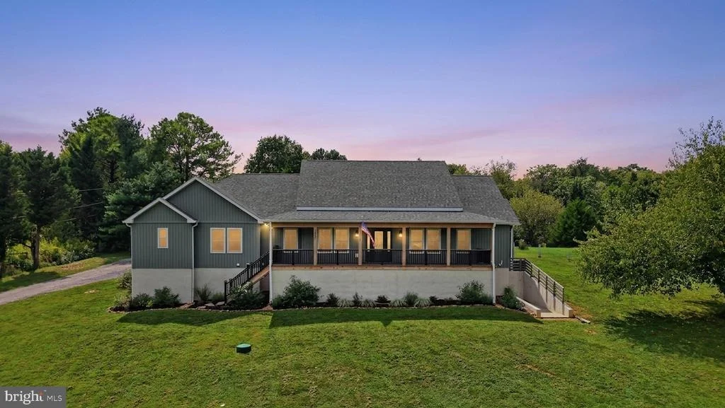 Photo of 295 KING LEAR DRIVE