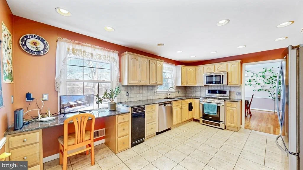 Photo of 102 MERIDEN DRIVE