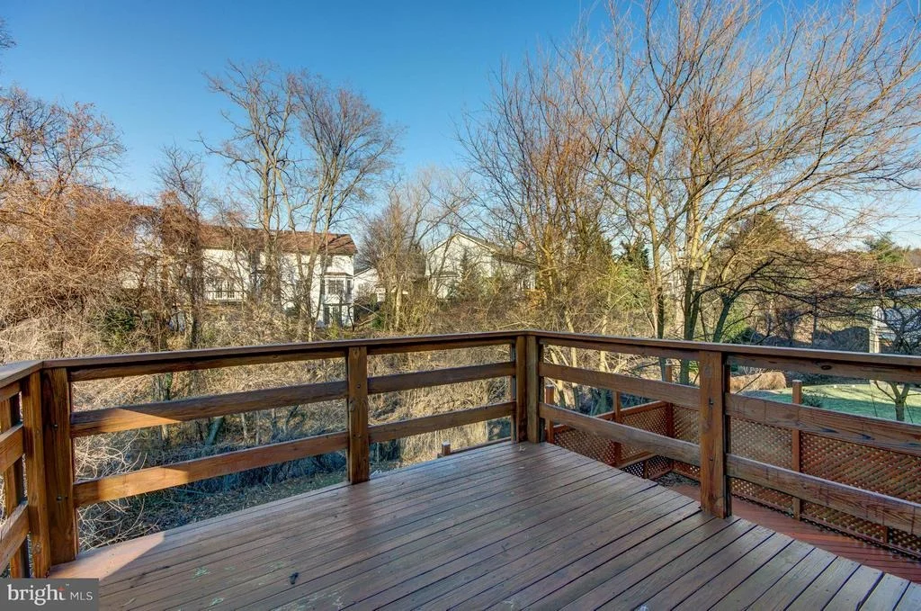 Photo of 1734 STONEBRIDGE ROAD