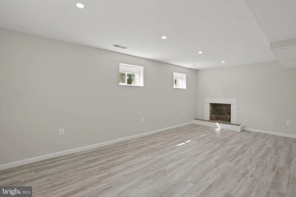 Photo of 1800 GAYFIELDS DRIVE