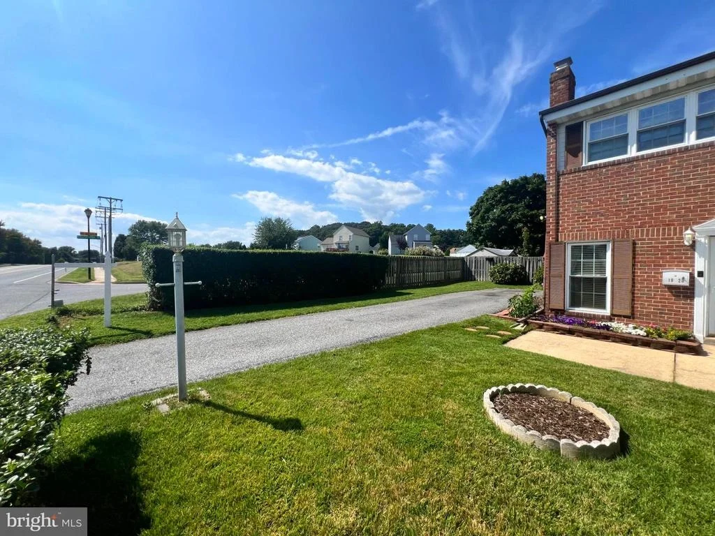 Photo of 1920 TRIMBLE ROAD