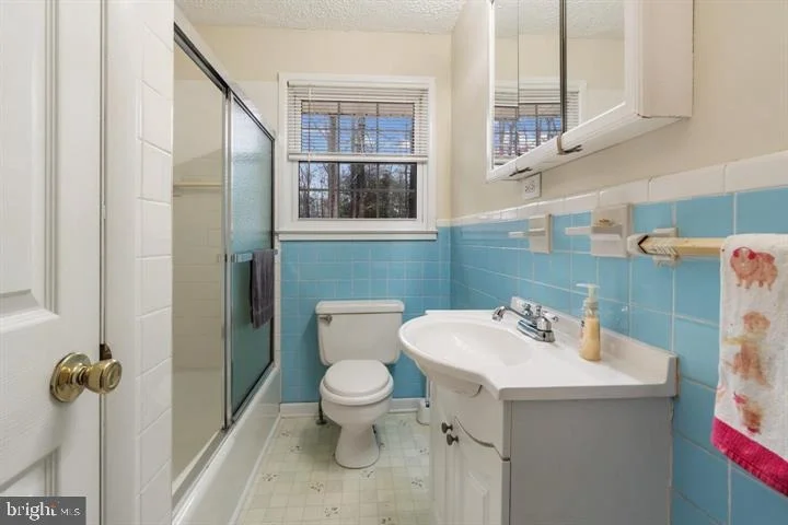 Photo of 7013 TRAILS END ROAD