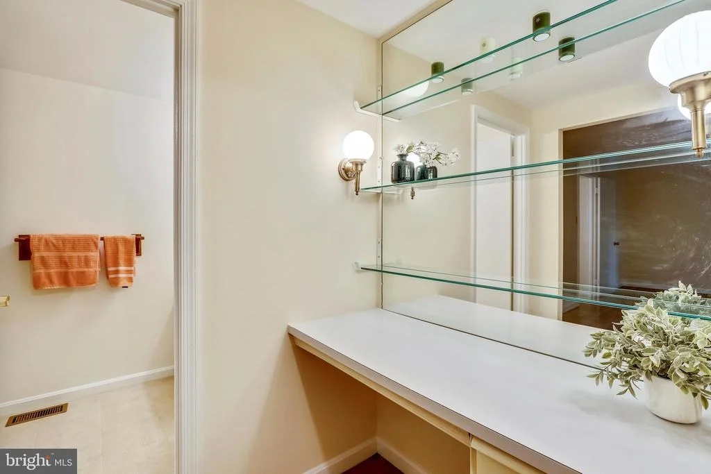 Photo of 14045 BREEZE HILL LANE