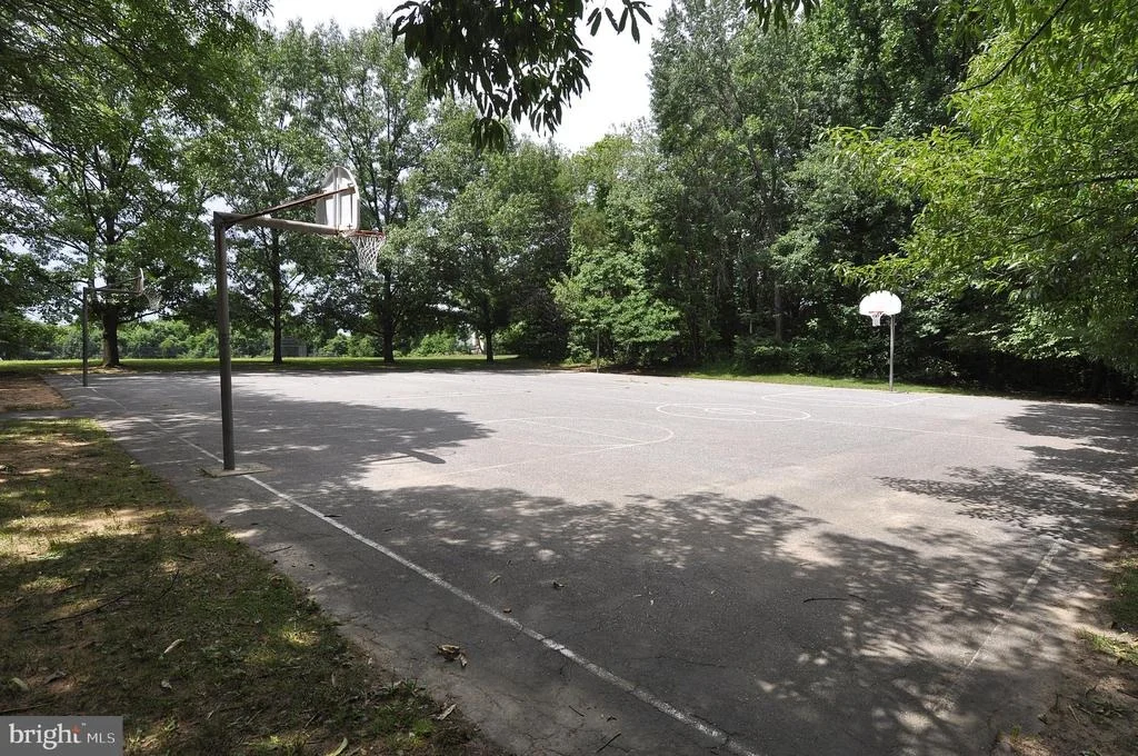 Photo of 14825 NOTLEY ROAD