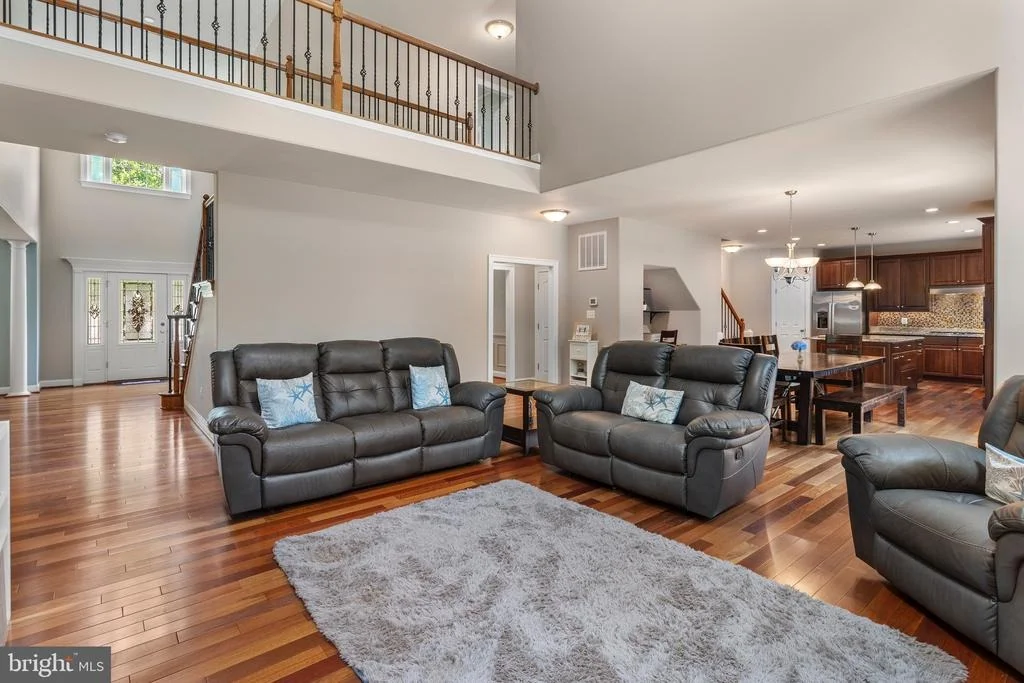 Photo of 3325 COX ROAD