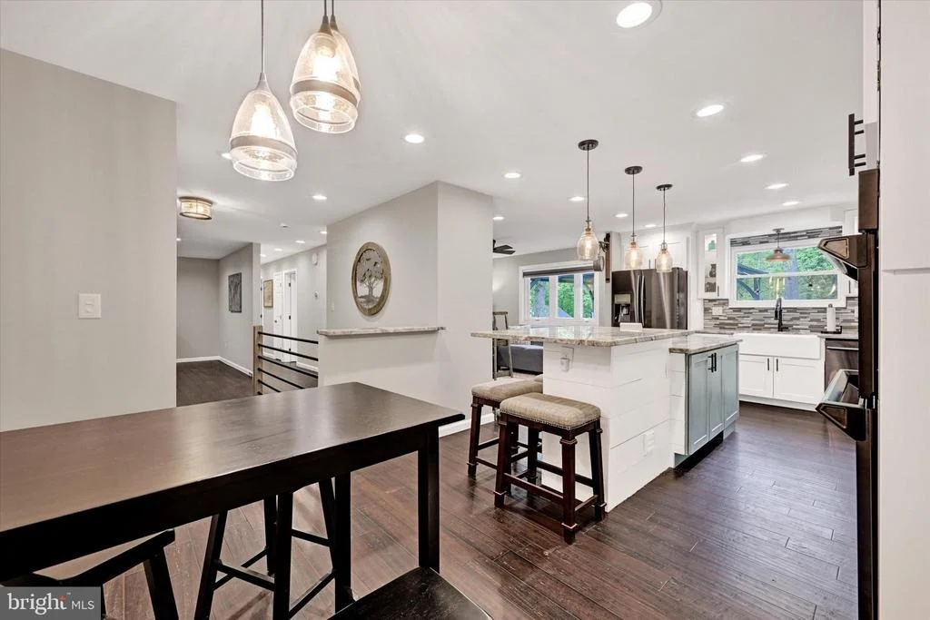 Photo of 4296 WOLF HILL DRIVE