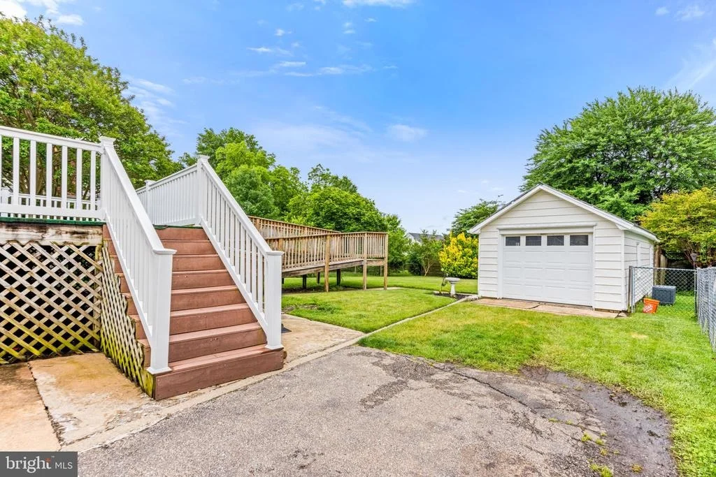 Photo of 1257 CIRCLE DRIVE