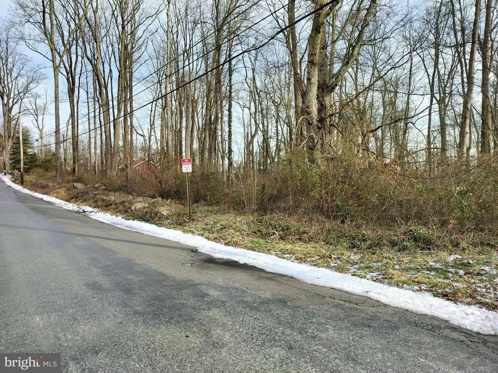 Photo of 147 ROCKTOWN ROAD