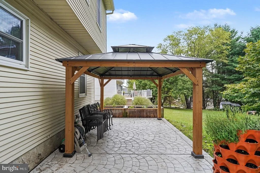 Photo of 339 REGAL DRIVE
