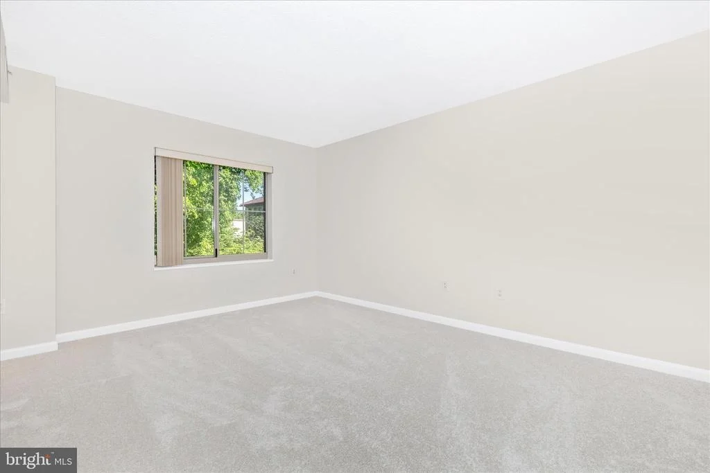 Photo of Unit 309 at 14809 PENNFIELD CIRCLE