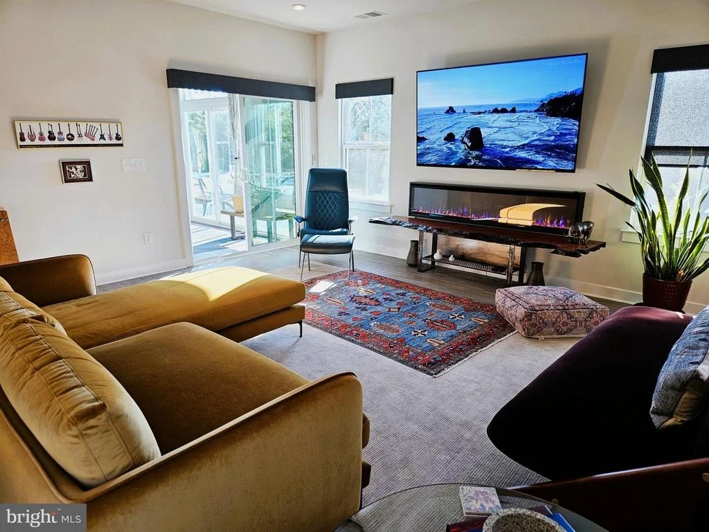 Photo of 36747 GREENWAY DRIVE