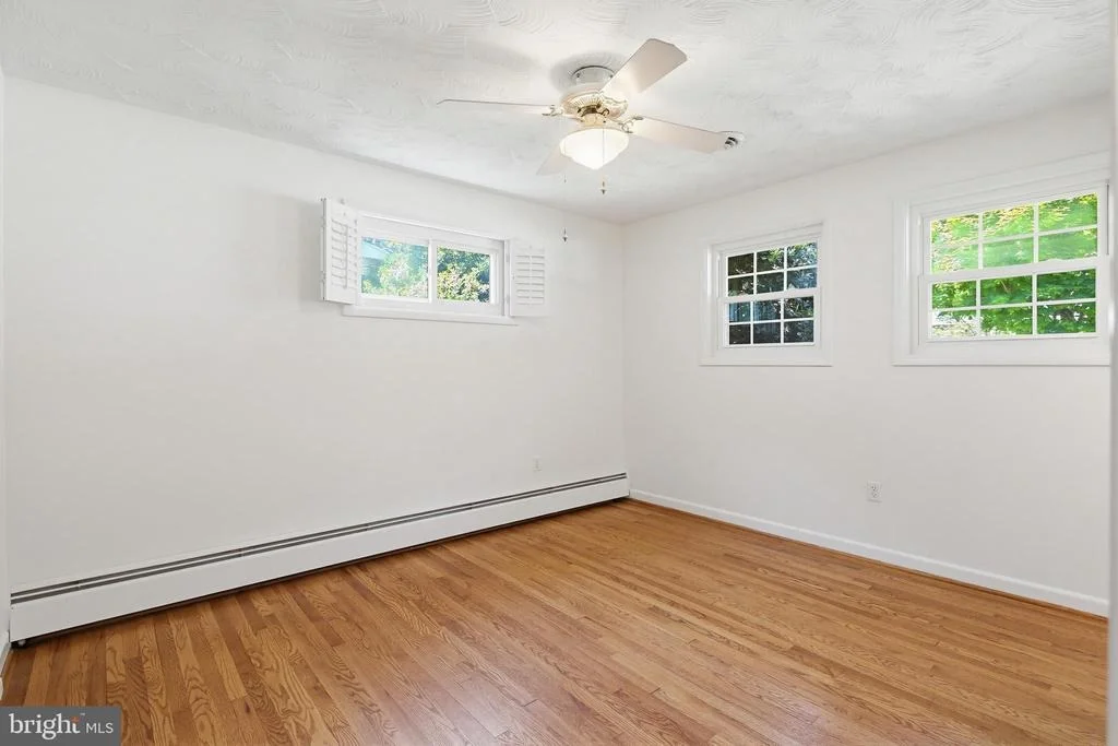 Photo of 504 WATERFORD ROAD