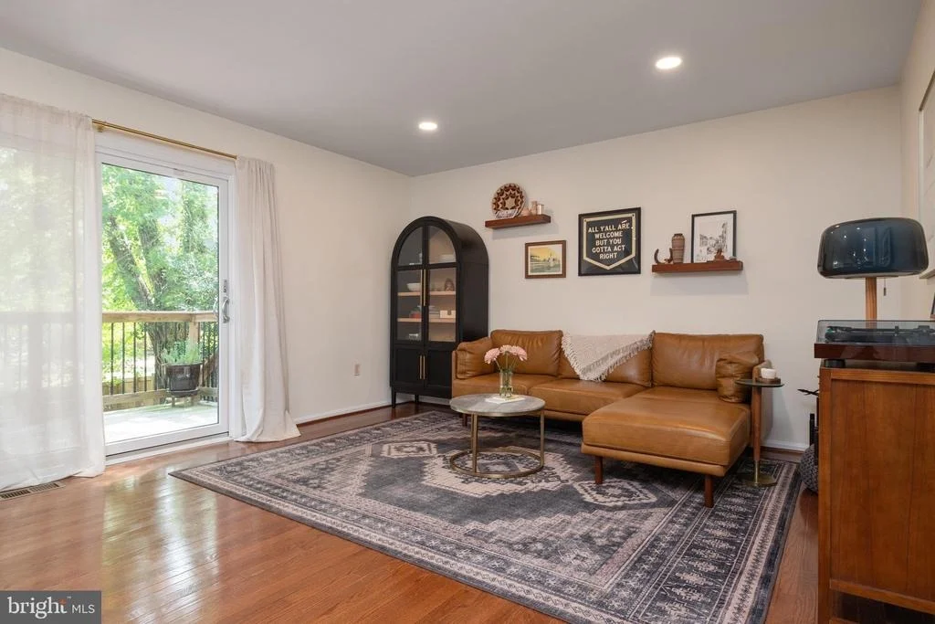 Photo of 237 CHATHAM LANE