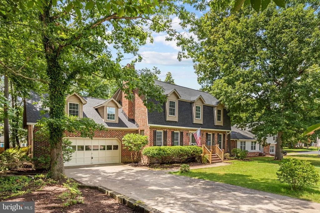 Photo of 9 SANFORD CIRCLE