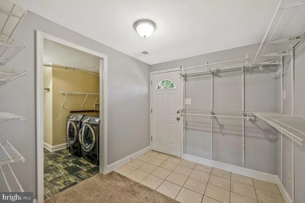 Photo of 409 UNIVERSITY DRIVE