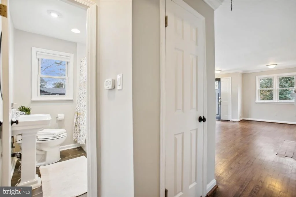 Photo of 7926 JACKSON ROAD