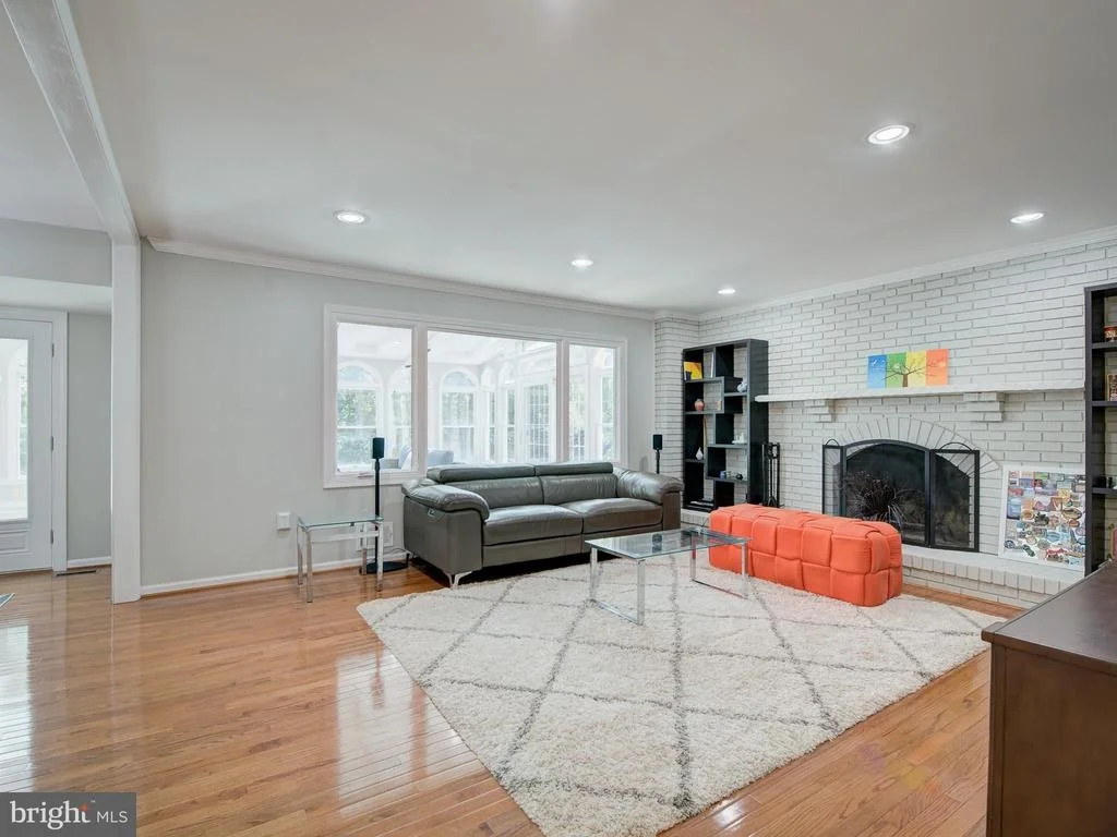 Photo of 11769 HOLLYVIEW DRIVE