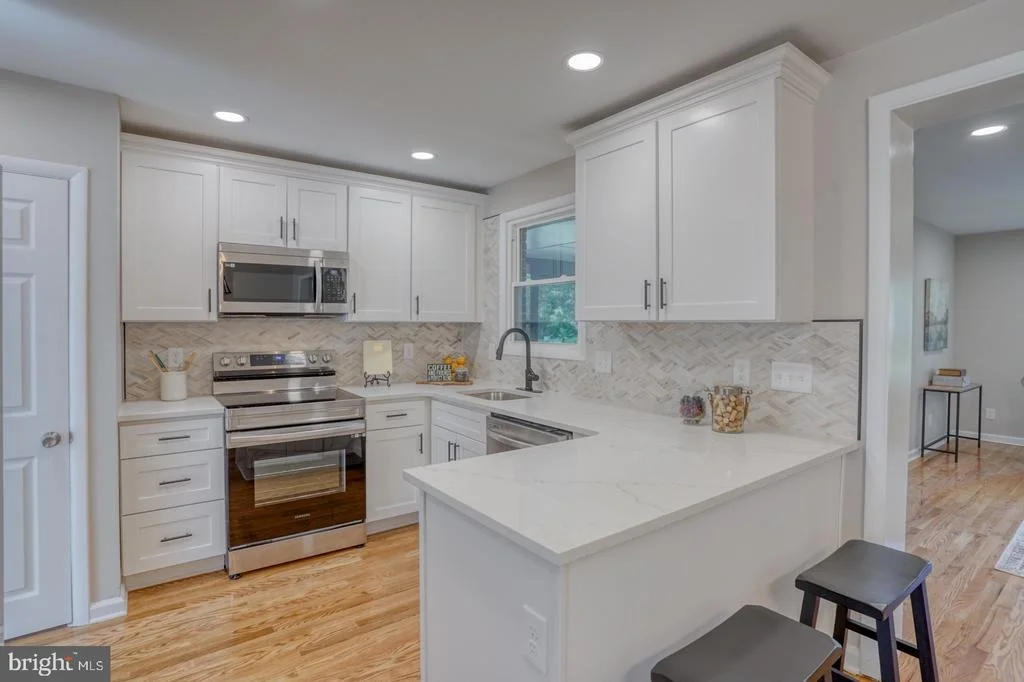 Photo of 1207 CRESTOVER ROAD