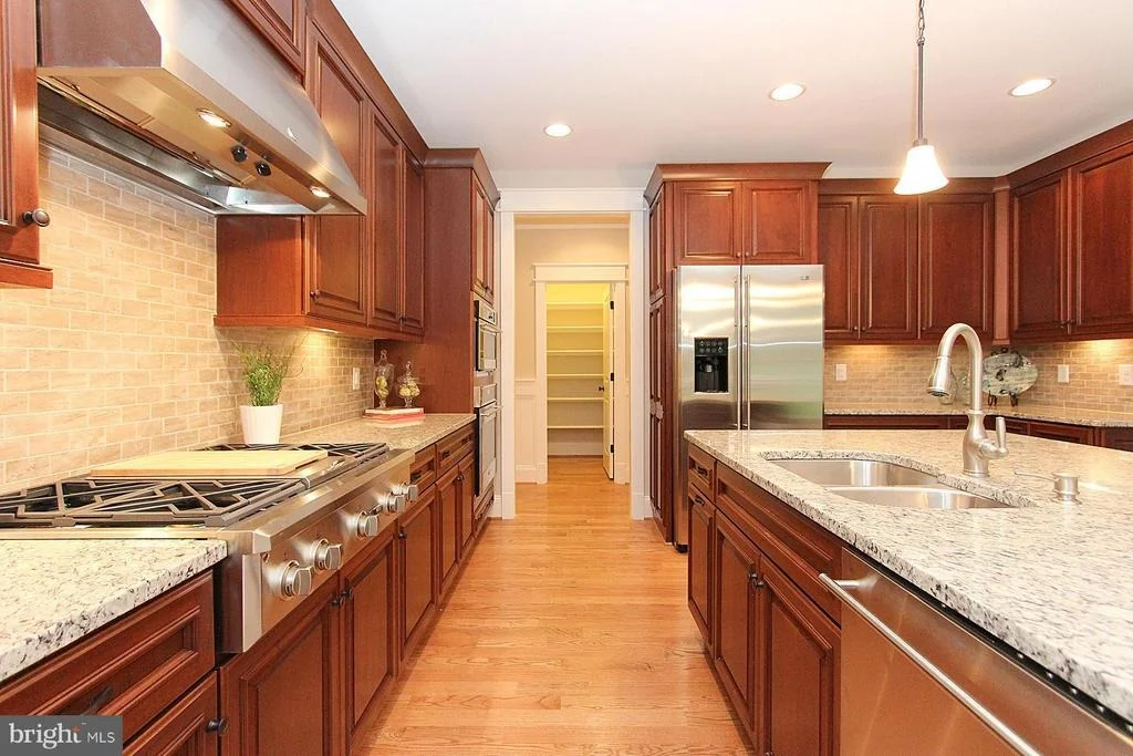 Photo of 6403 OLD DOMINION DRIVE