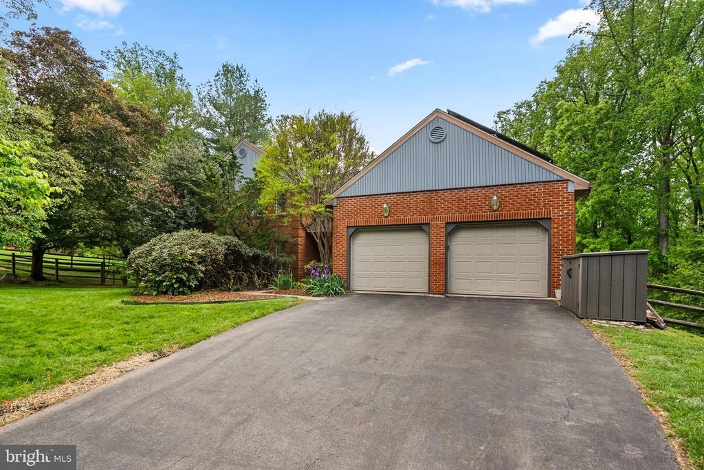 Photo of 15220 REDGATE DRIVE