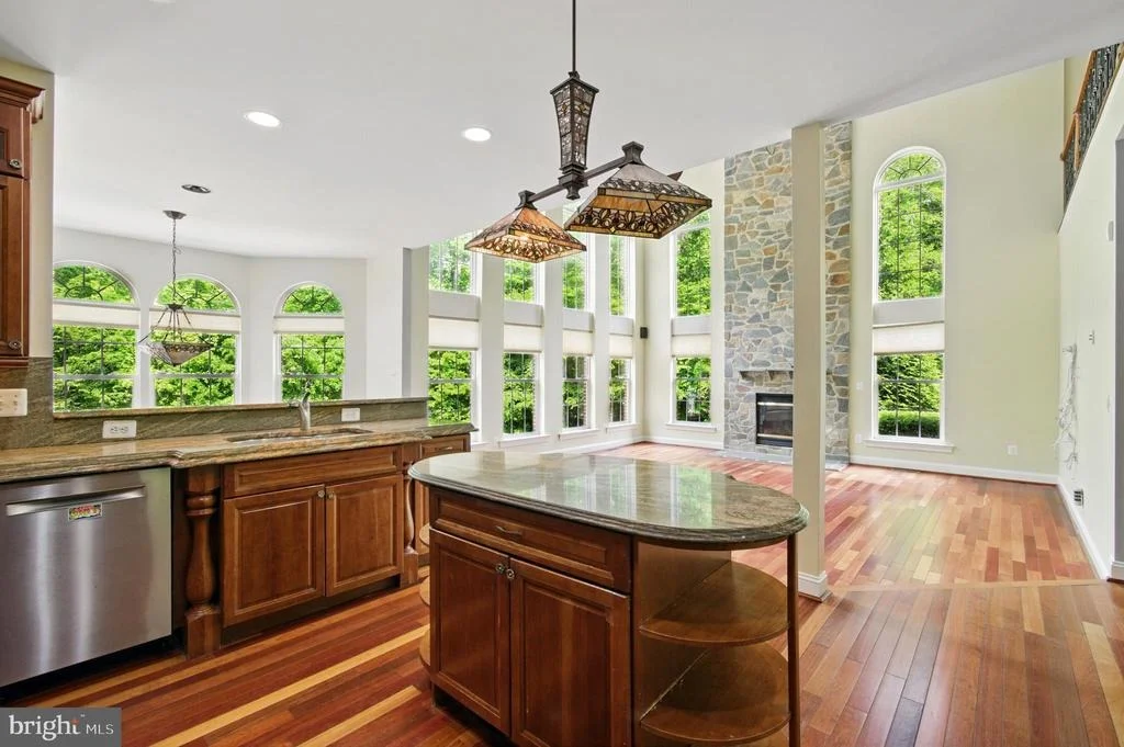 Photo of 1002 COVINGTON WAY
