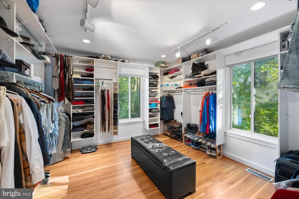 Photo of 6952 DUNCRAIG COURT