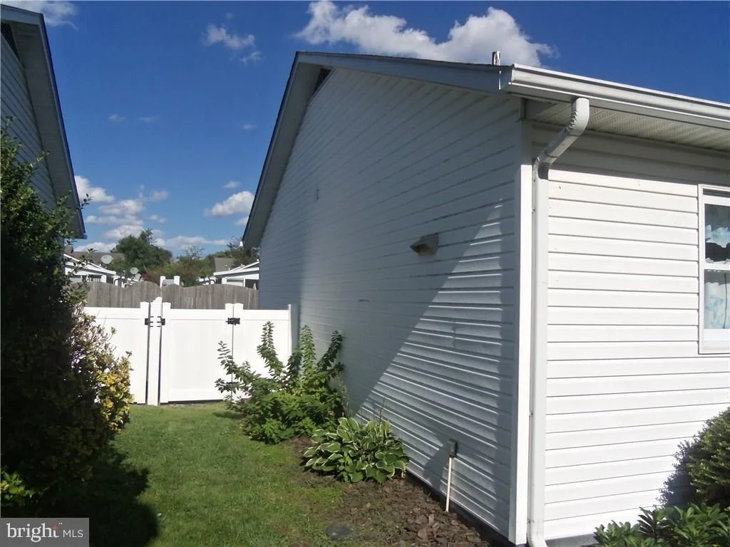 Photo of 237 MAGNOLIA DRIVE