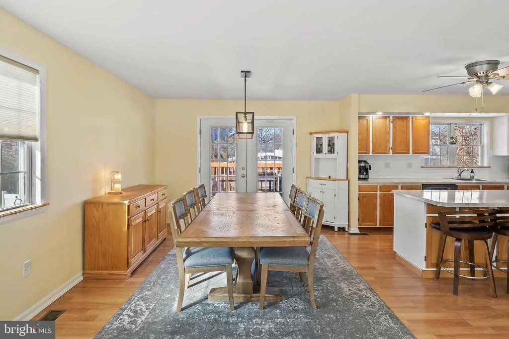Photo of 982 HIGHPOINT DRIVE