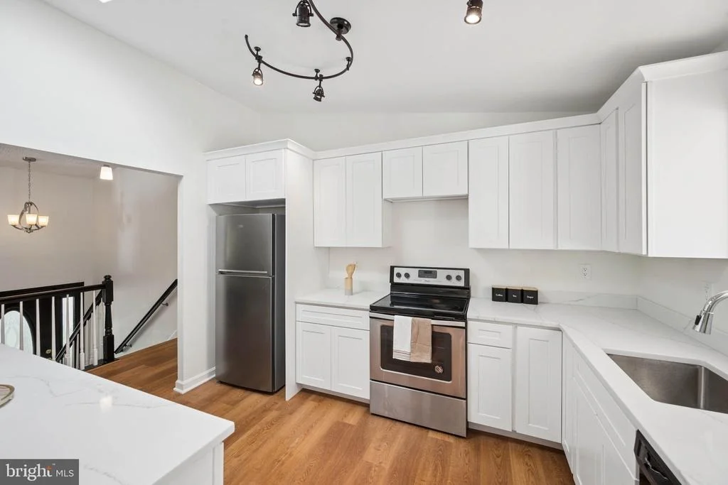 Photo of 1365 MOYER ROAD
