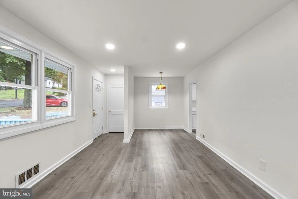 Photo of 3658 CLIFMAR ROAD