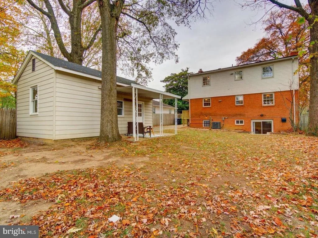Photo of 11207 EMACK ROAD