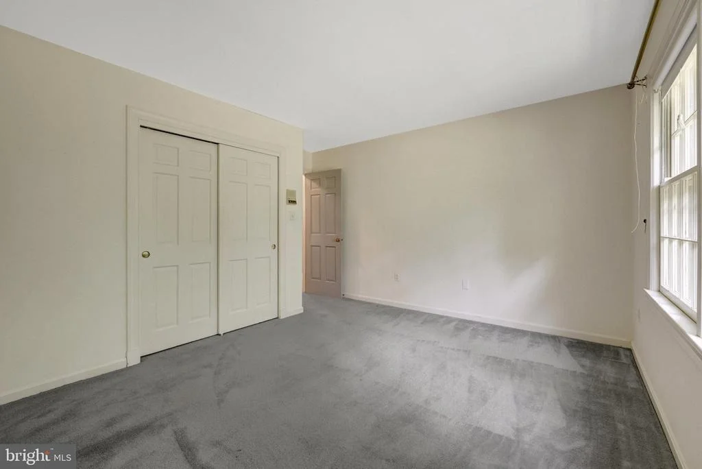 Photo of 1468 HIGHWOOD DRIVE