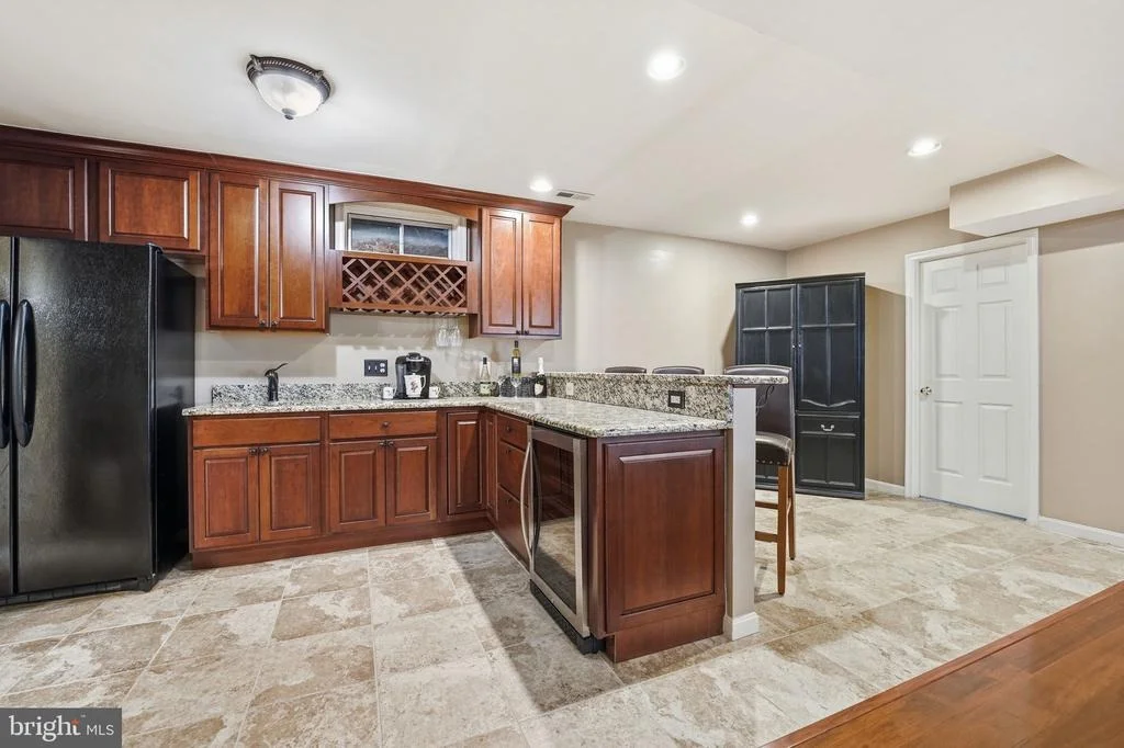 Photo of 7864 MEADOWGATE DRIVE