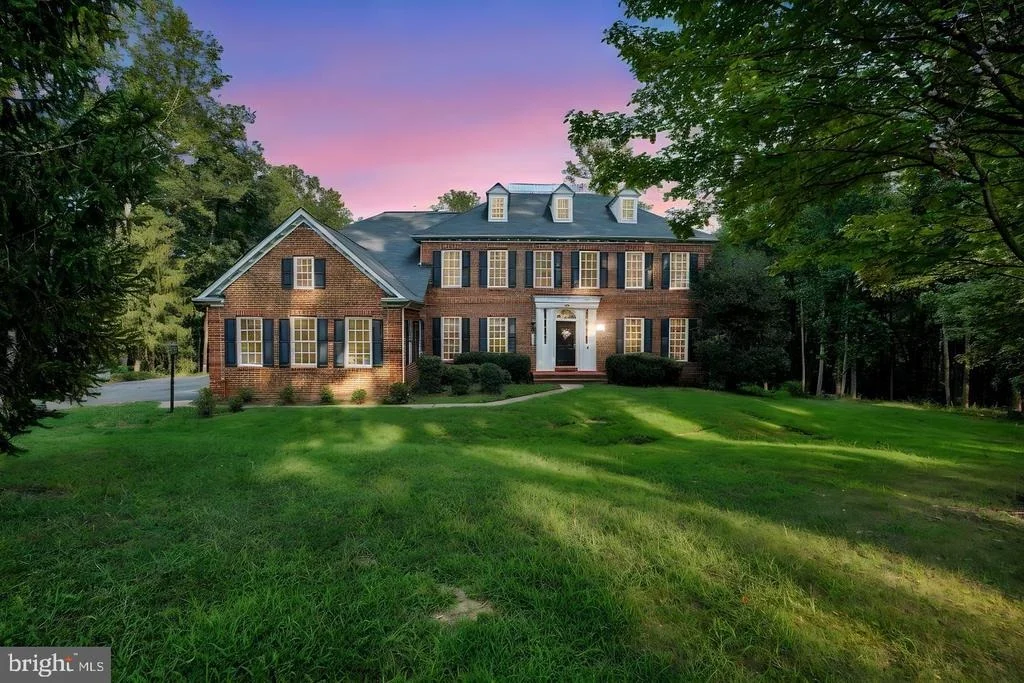 Photo of 2299 MOUNTAIN ROAD