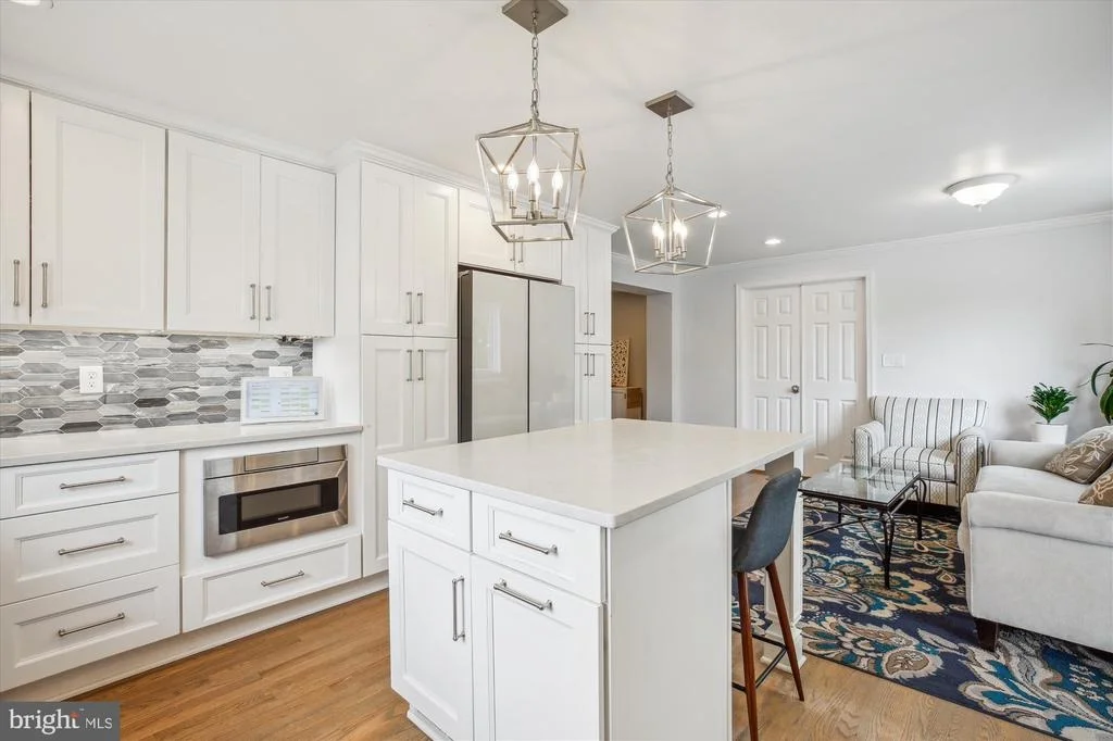 Photo of 2709 EMMET ROAD
