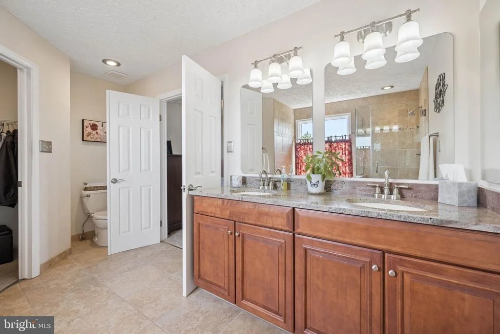 Photo of 6305 DERBY CIRCLE