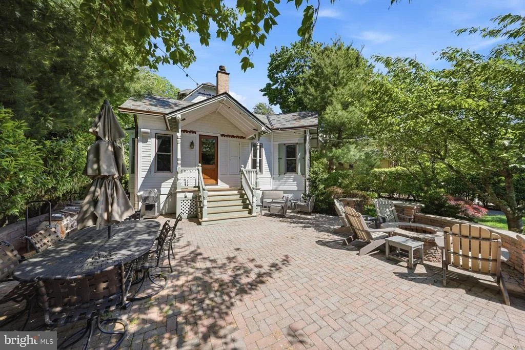 Photo of 406 WASHINGTON AVENUE