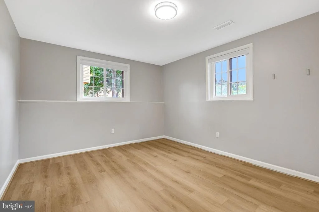 Photo of 1113 BICKSLER DRIVE