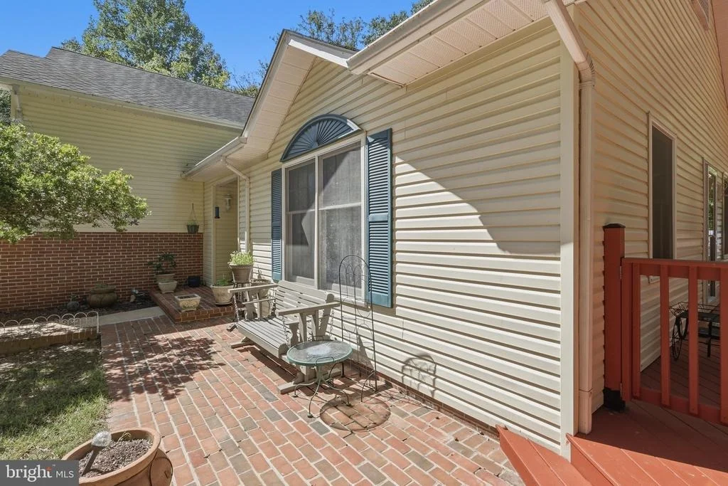 Photo of 24 SYDNEY CIRCLE