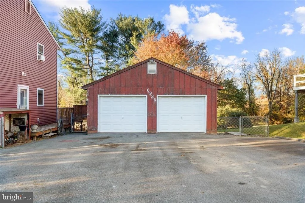 Photo of 6936 LINGANORE ROAD