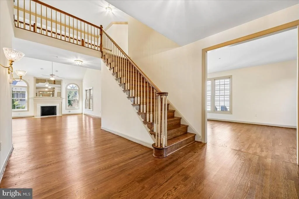 Photo of 21400 MANOR VIEW CIRCLE