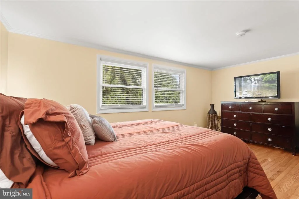 Photo of 259 FOSTER KNOLL DRIVE