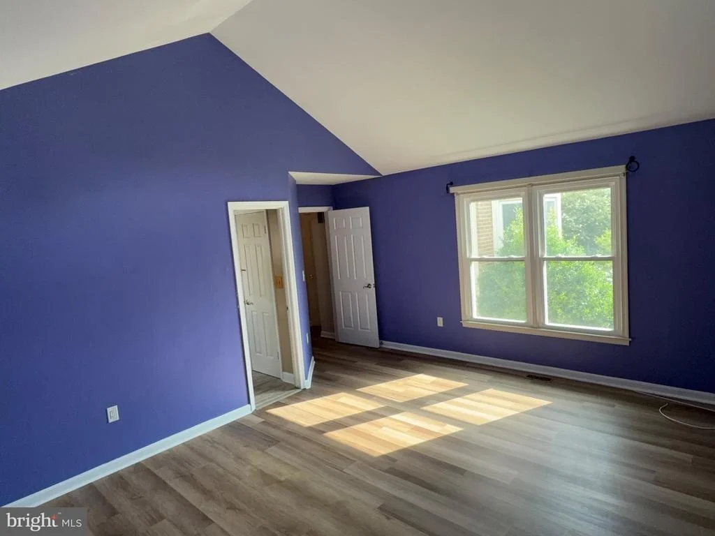 Photo of 9348 CREEKVIEW DRIVE
