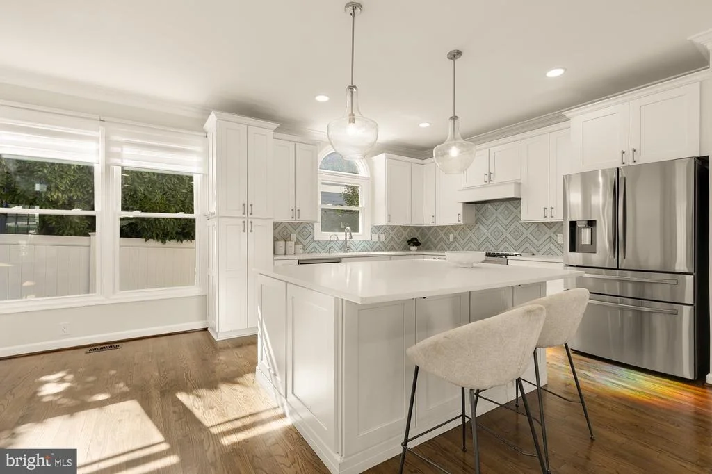 Photo of 1505 SPRING VALE AVENUE